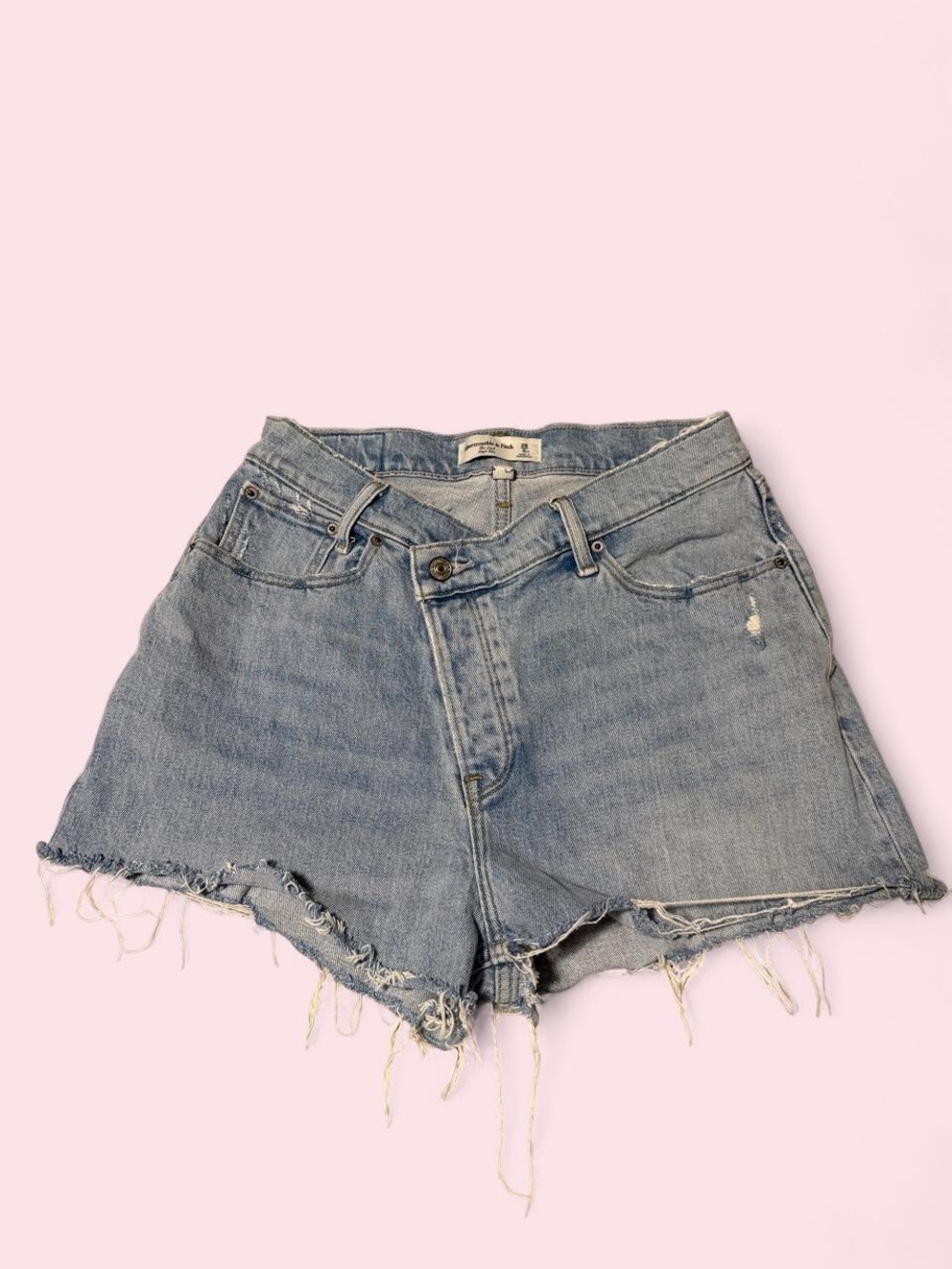Abercrombie & Fitch Light Wash Frayed Denim Shorts - the dad high rise